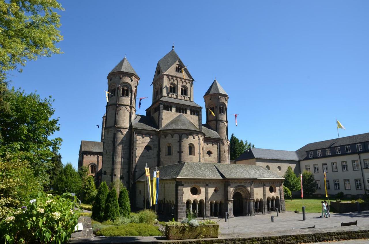 Gaestehaus Am Hochsimmer Ettringen  Kültér fotó